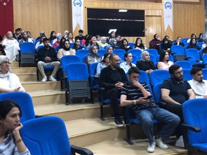 Kariyer Günlerinde Mezun-Öğrenci Buluşması Gerçekleştirildi