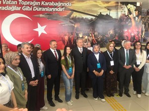 Anneler Gününe İthafen Güzel Sanatlar Sergisi Gerçekleştirildi